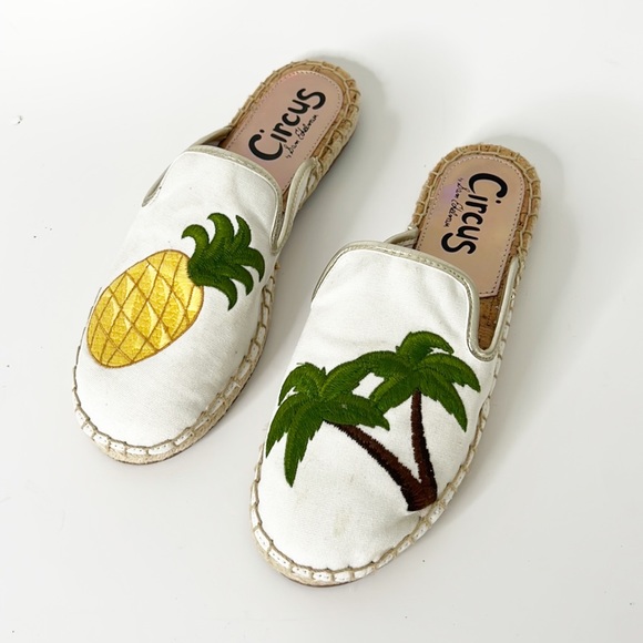 Circus by Sam Edelman pineapple espadrilles - Picture 2 of 8